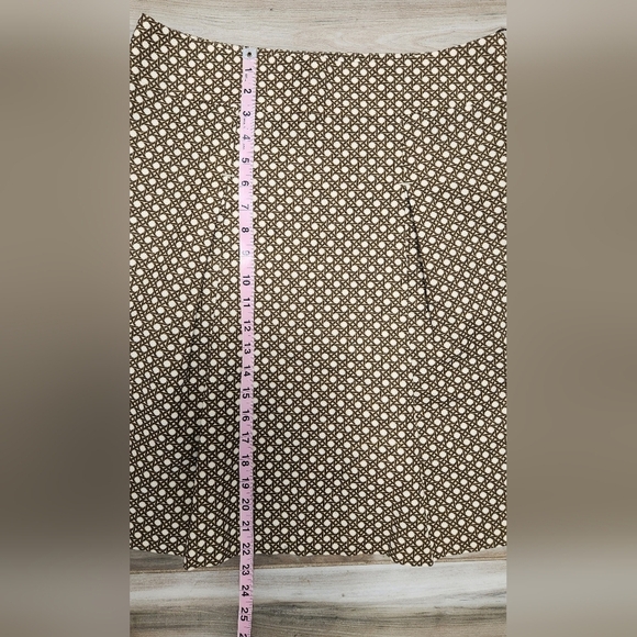 Talbots Brown Pleated Skirt Size 10 - Picture 4 of 8